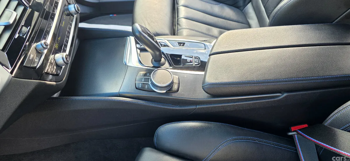 BMW 5-Series Saloon, Petrol Plug-in Hybrid, 2022, Black