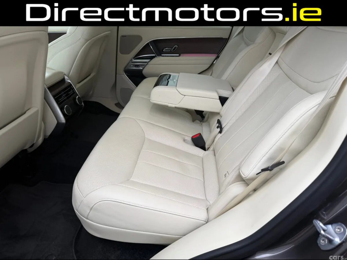 Land Rover Range Rover SUV, Petrol Plug-in Hybrid, 2023, Grey