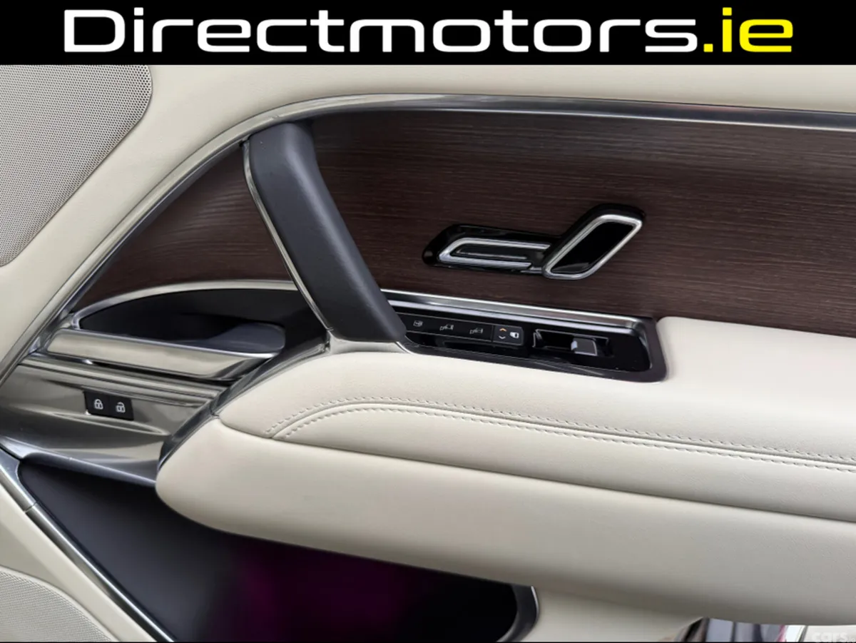 Land Rover Range Rover SUV, Petrol Plug-in Hybrid, 2023, Grey