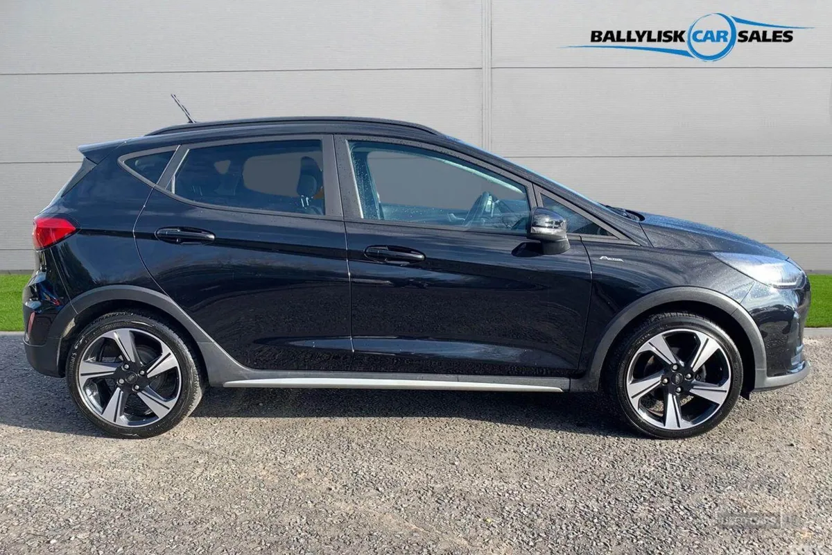 Ford Fiesta Hatchback, Petrol, 2023, Black