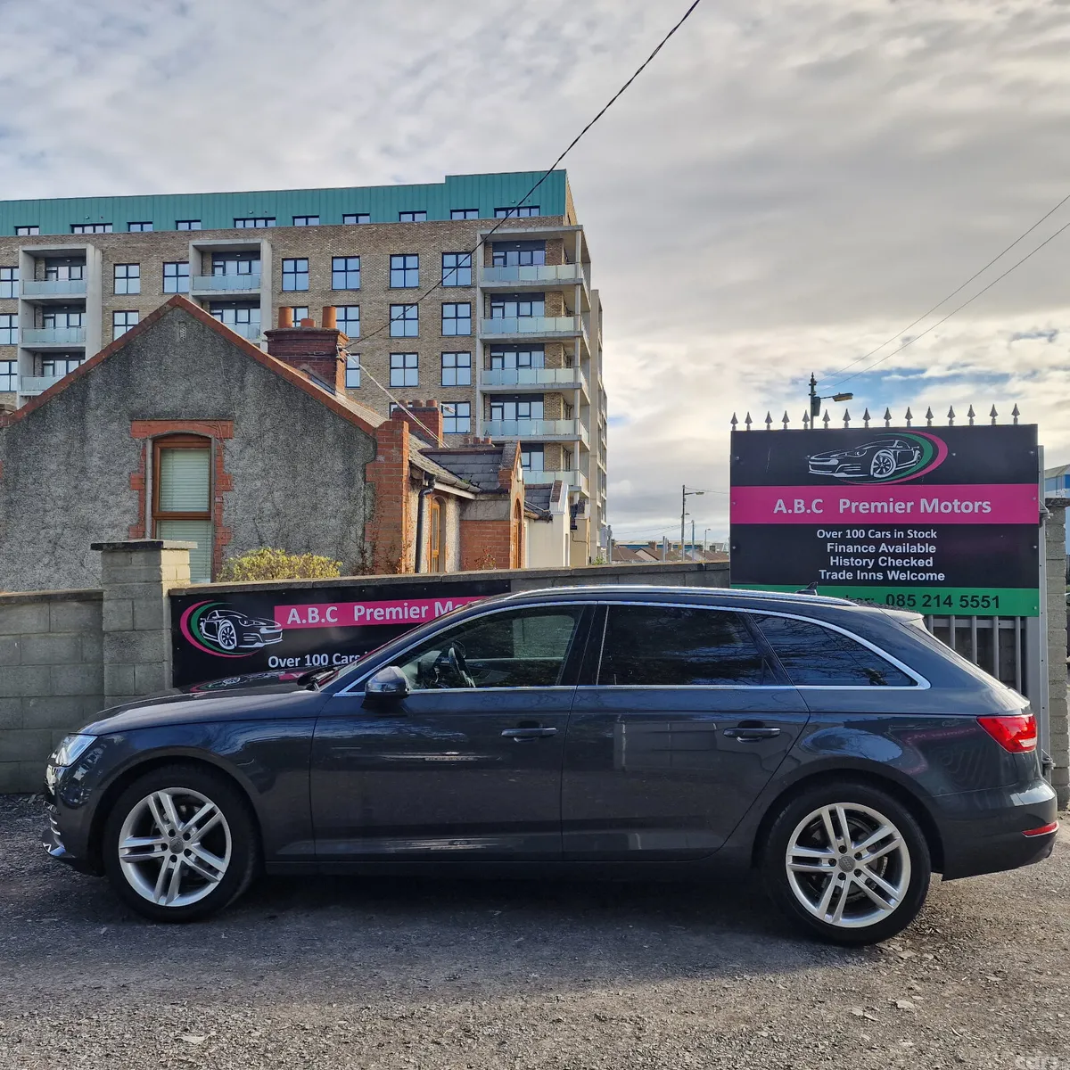 Audi A4 Estate, Petrol, 2017, Grey