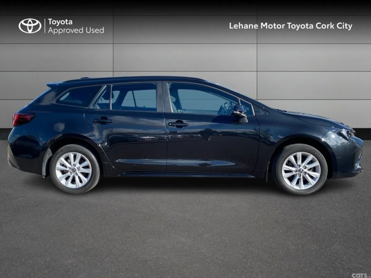 Toyota Corolla Estate, Petrol Hybrid, 2024, Black
