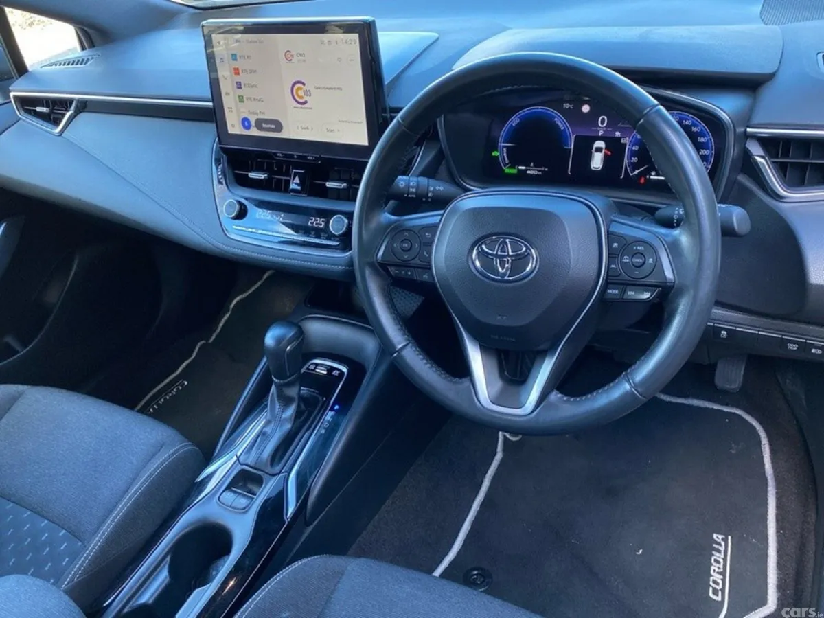 Toyota Corolla Estate, Petrol Hybrid, 2024, Black