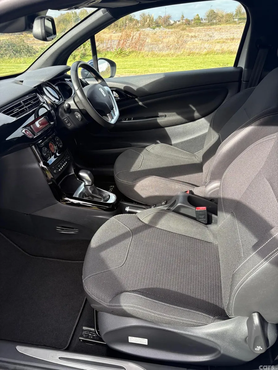 Citroen DS 3 Convertible, Petrol, 2016, White