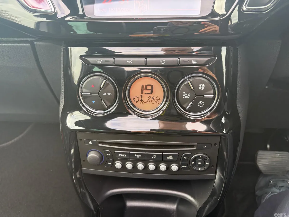 Citroen DS 3 Convertible, Petrol, 2016, White