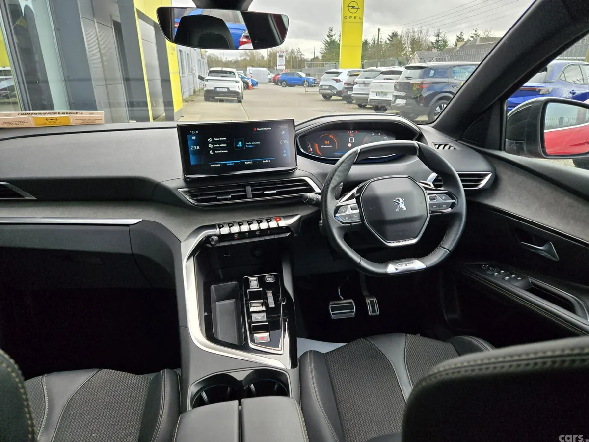 Peugeot 3008 MPV, Diesel, 2024, Red