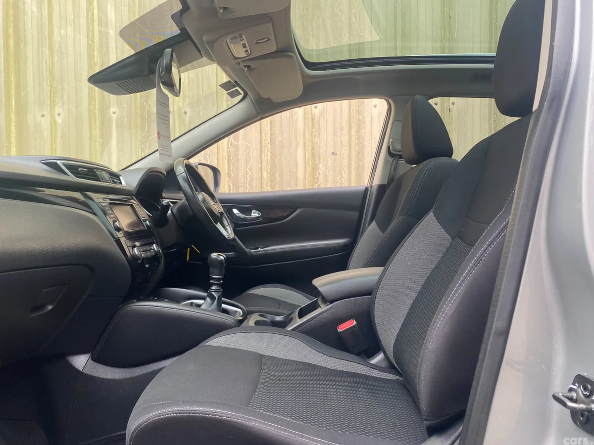 Nissan Qashqai MPV, Diesel, 2019, Grey