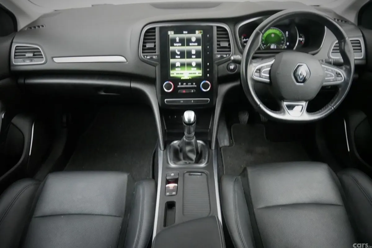 Renault Megane Saloon, Diesel, 2018, White