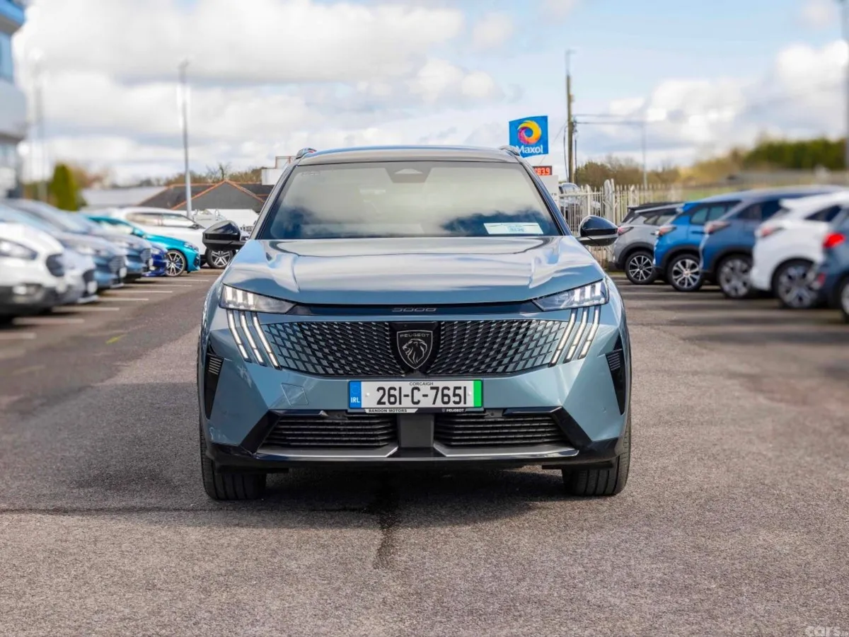 Peugeot 5008 MPV, Electric, 2026, Blue