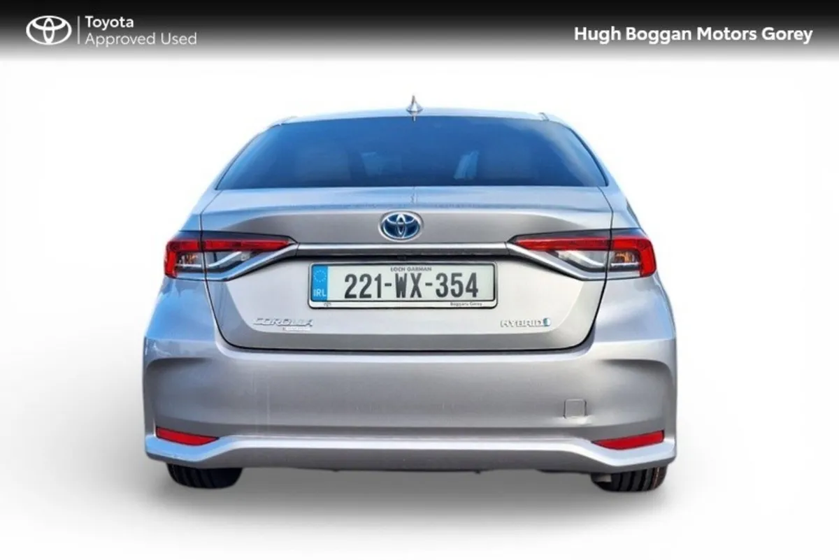 Toyota Corolla Saloon, Petrol Hybrid, 2022, Grey