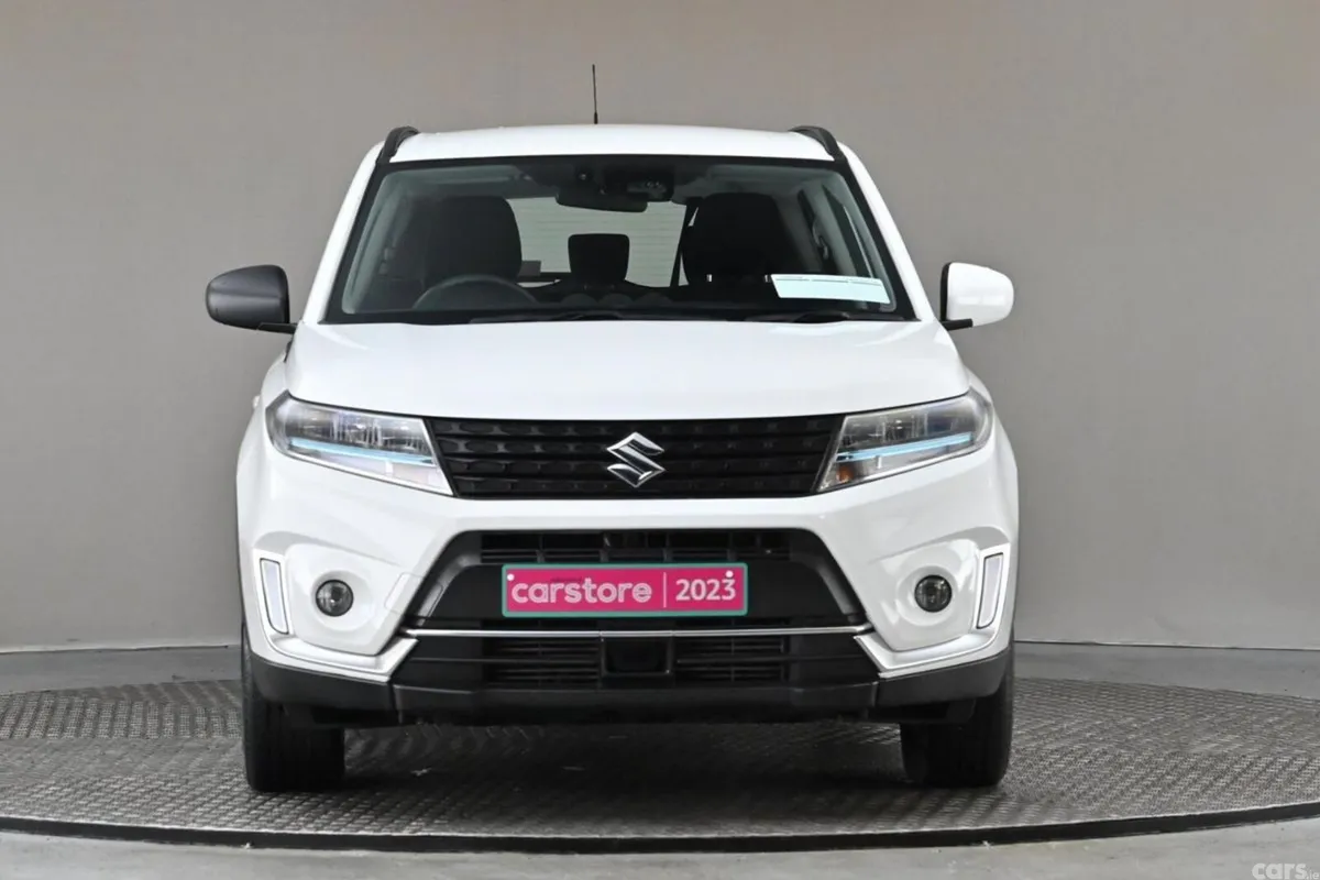 Suzuki Vitara SUV, Petrol Hybrid, 2023, White