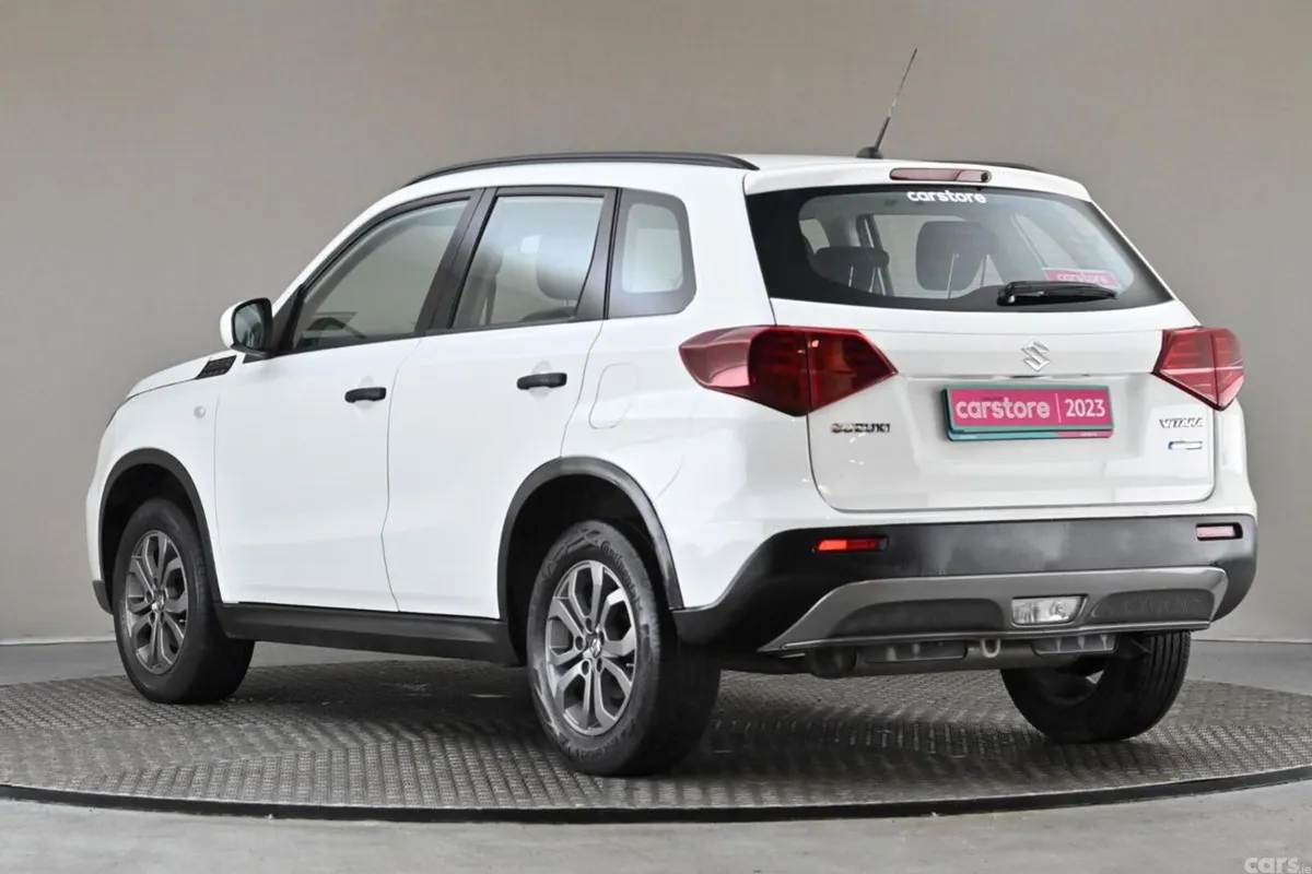 Suzuki Vitara SUV, Petrol Hybrid, 2023, White