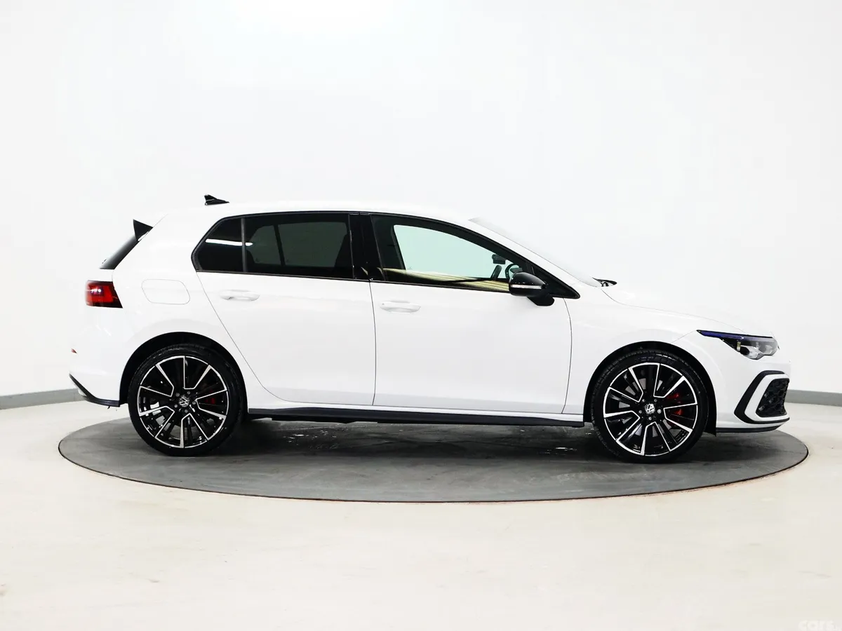 Volkswagen Golf Hatchback, Petrol Hybrid, 2023, White