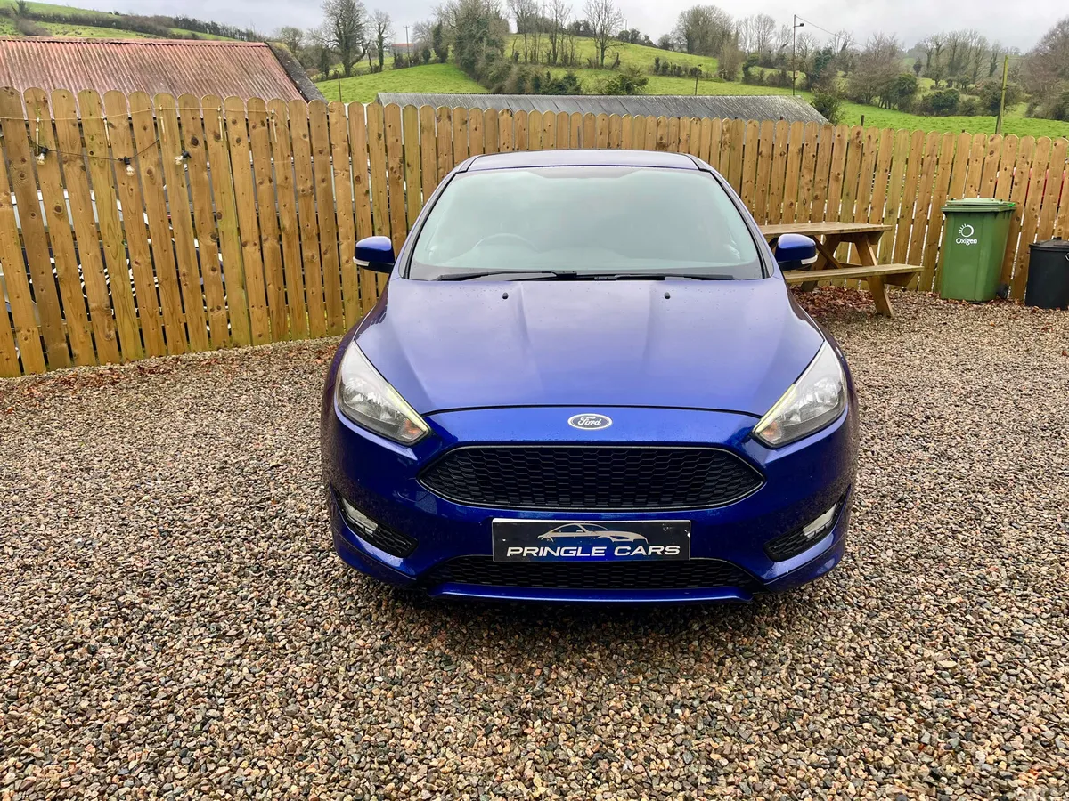 Ford Focus Hatchback, Petrol, 2018, Blue