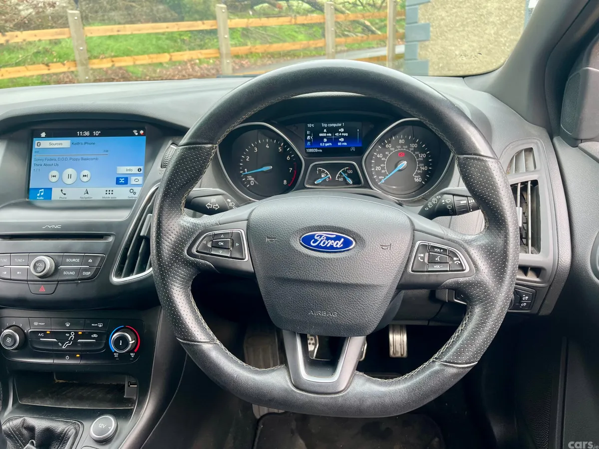 Ford Focus Hatchback, Petrol, 2018, Blue