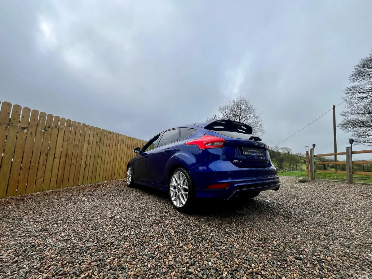 Ford Focus Hatchback, Petrol, 2018, Blue