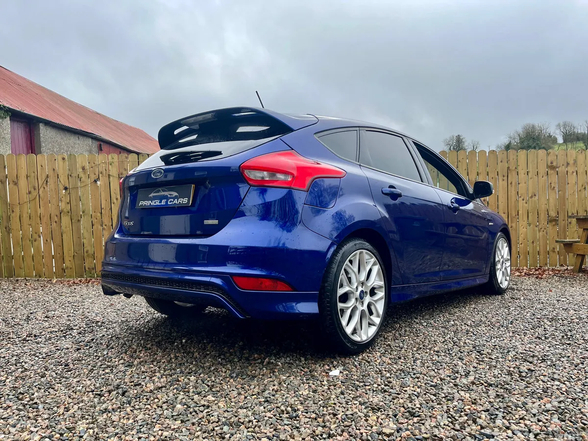Ford Focus Hatchback, Petrol, 2018, Blue