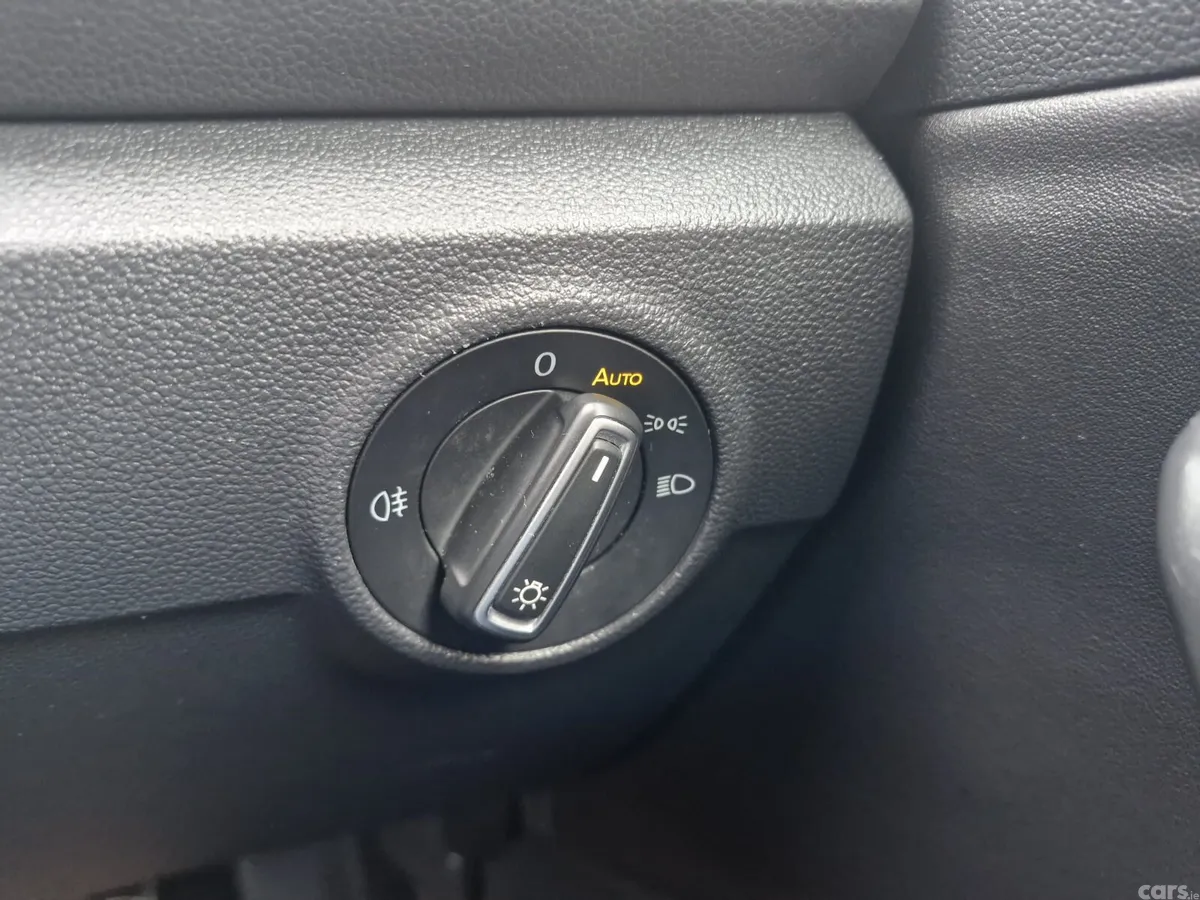 Volkswagen T-Roc SUV, Petrol, 2022, White