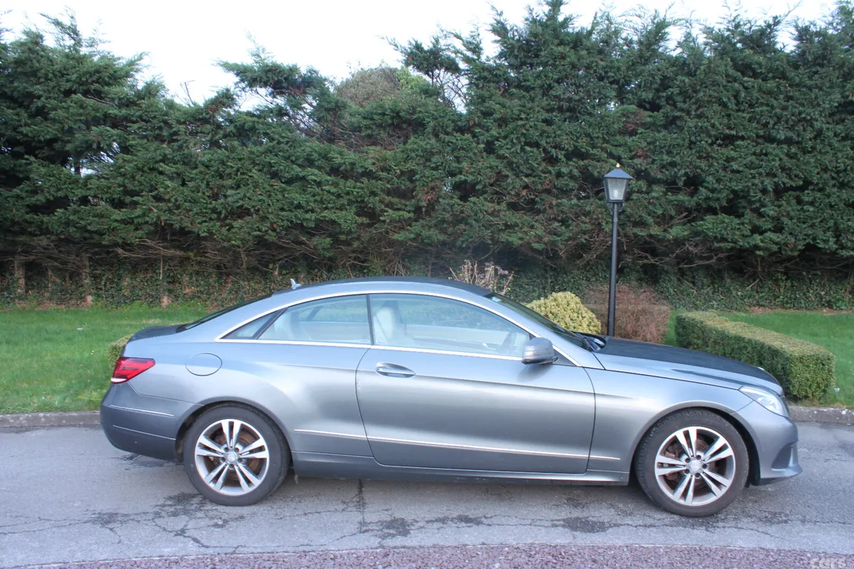 Mercedes-Benz E-Class Coupe, Diesel, 2016, Grey