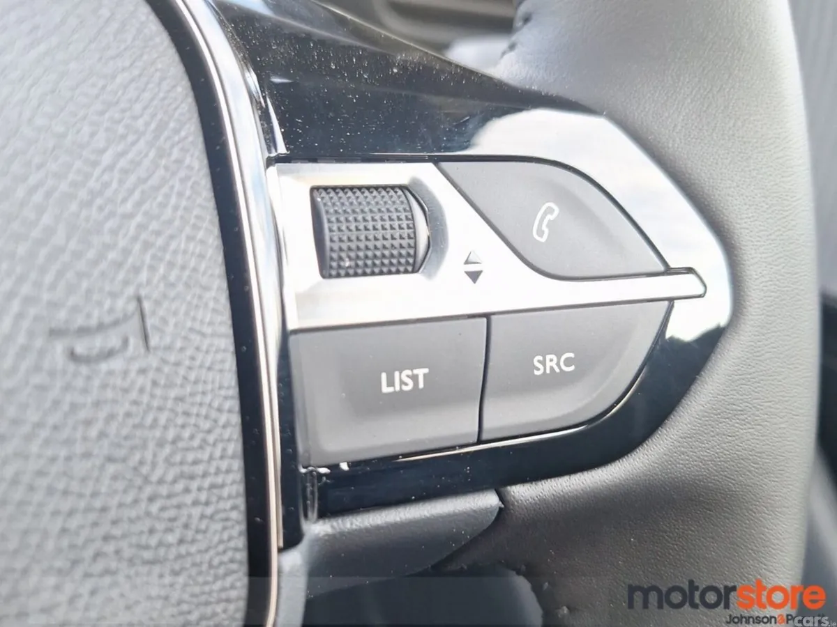 Peugeot 2008 MPV, Petrol, 2026, Black