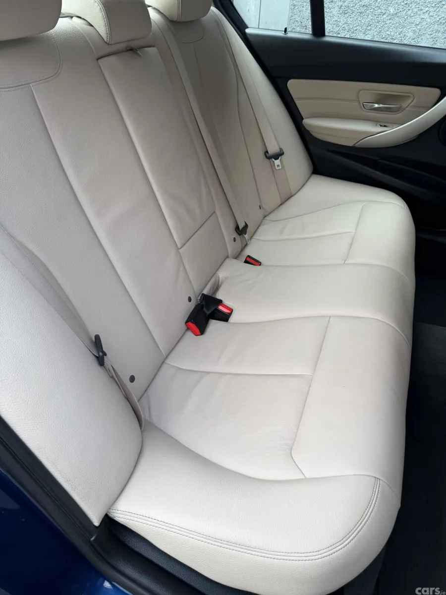 BMW 3-Series Saloon, Diesel, 2016, Blue