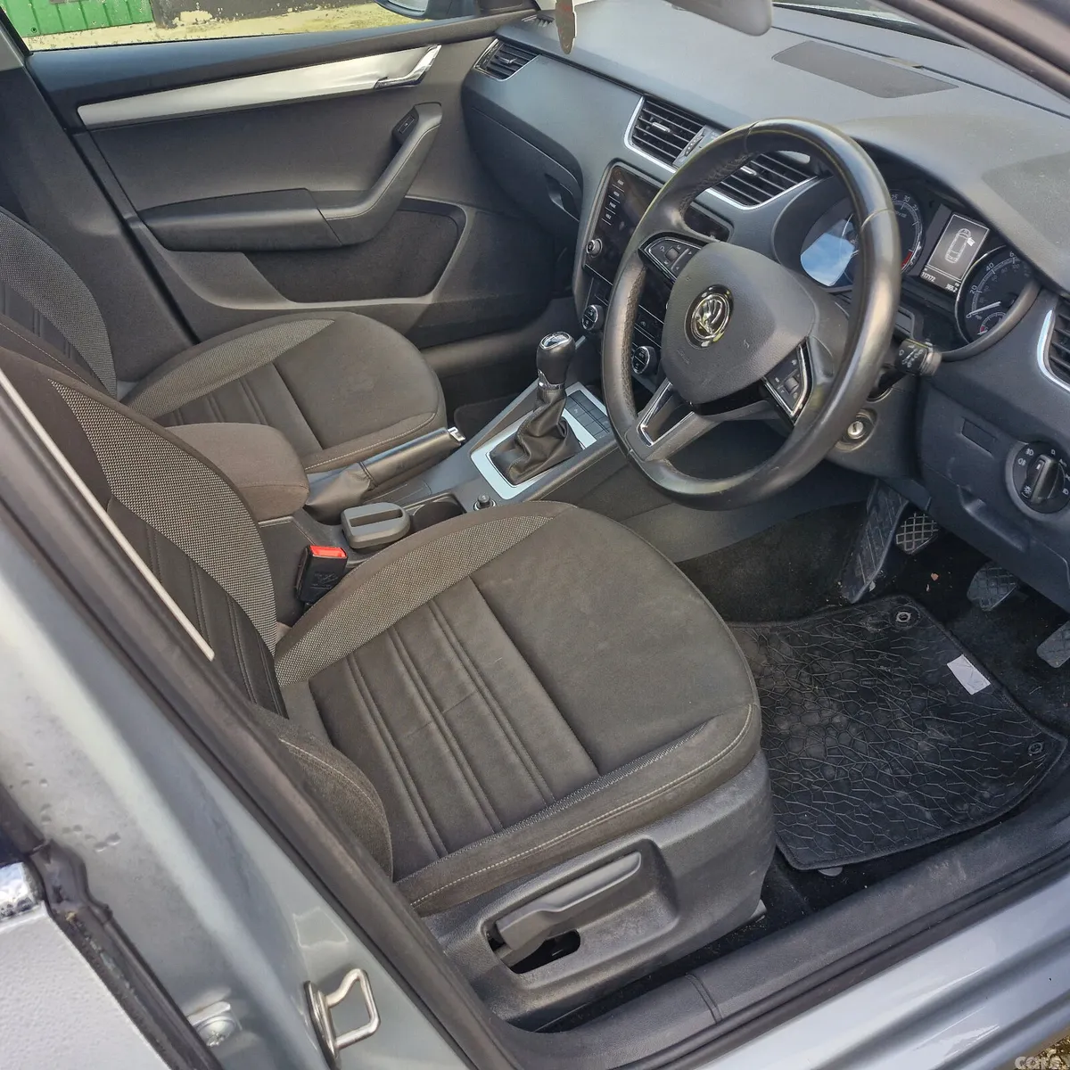 Skoda Octavia Estate, Diesel, 2019, Silver