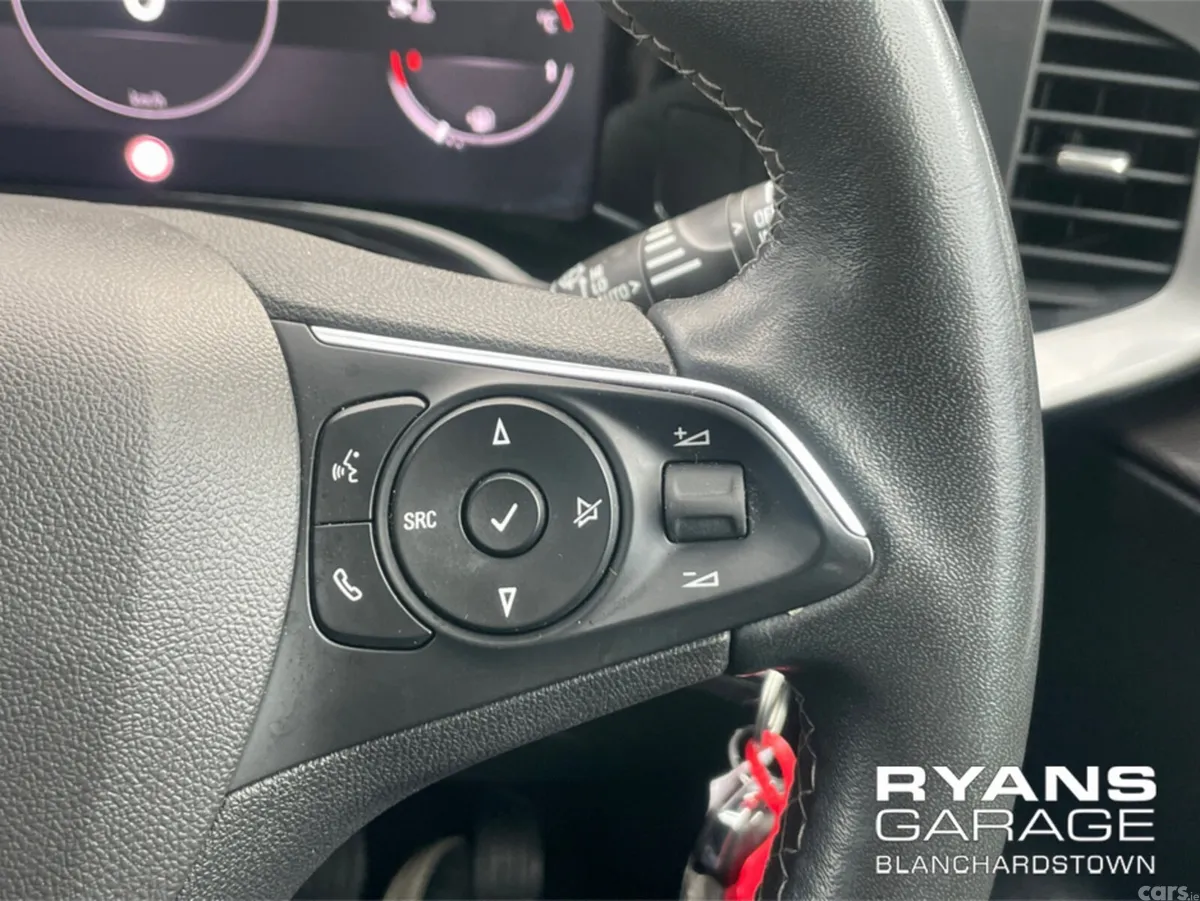 Opel Mokka MPV, Petrol, 2023, Red