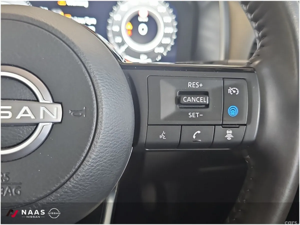 Nissan Qashqai MPV, Petrol Hybrid, 2025, Grey