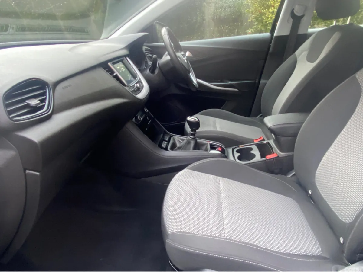 Opel Grandland X MPV, Diesel, 2021, Black