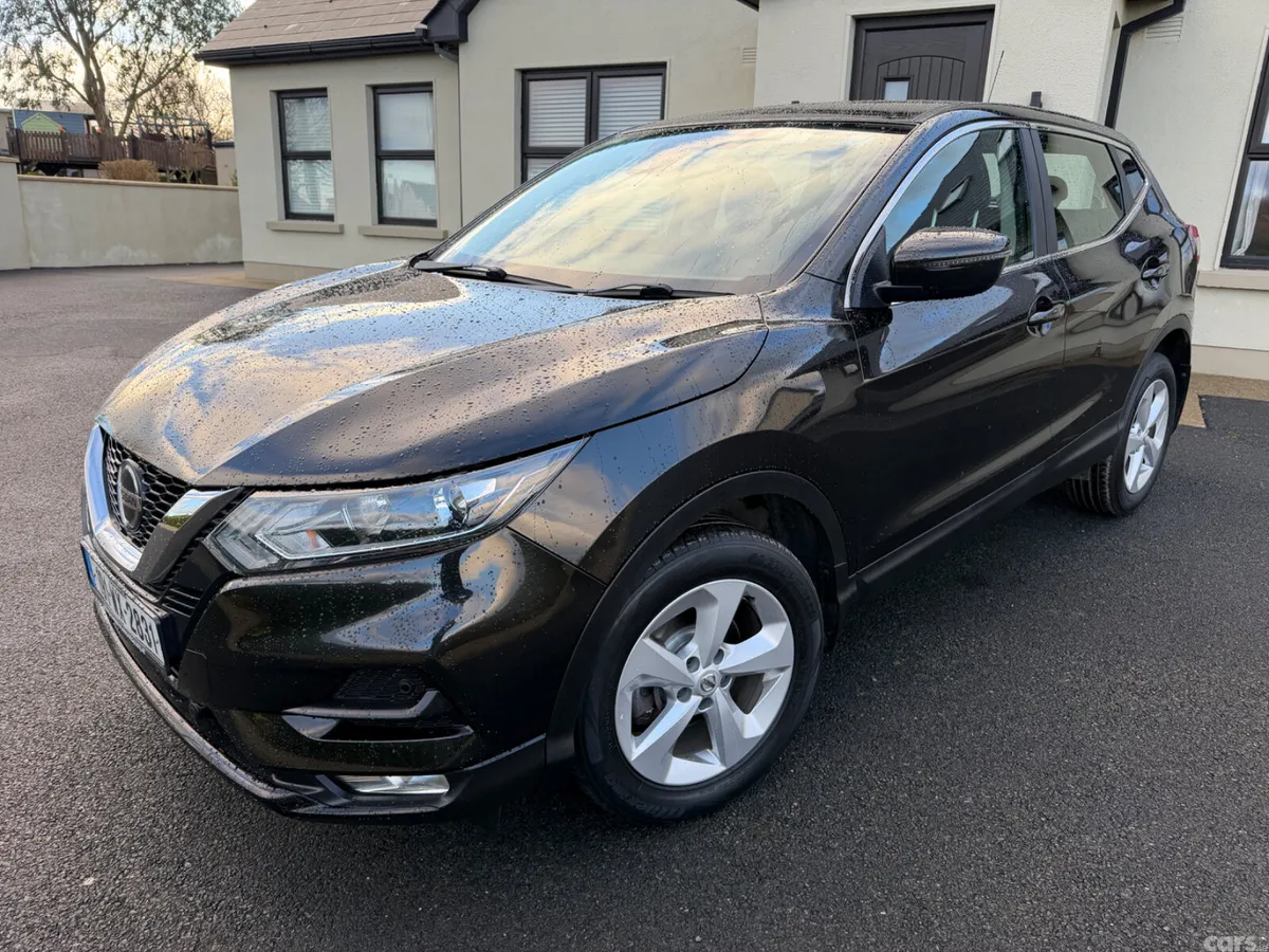 Nissan Qashqai Hatchback, Diesel, 2019, Black