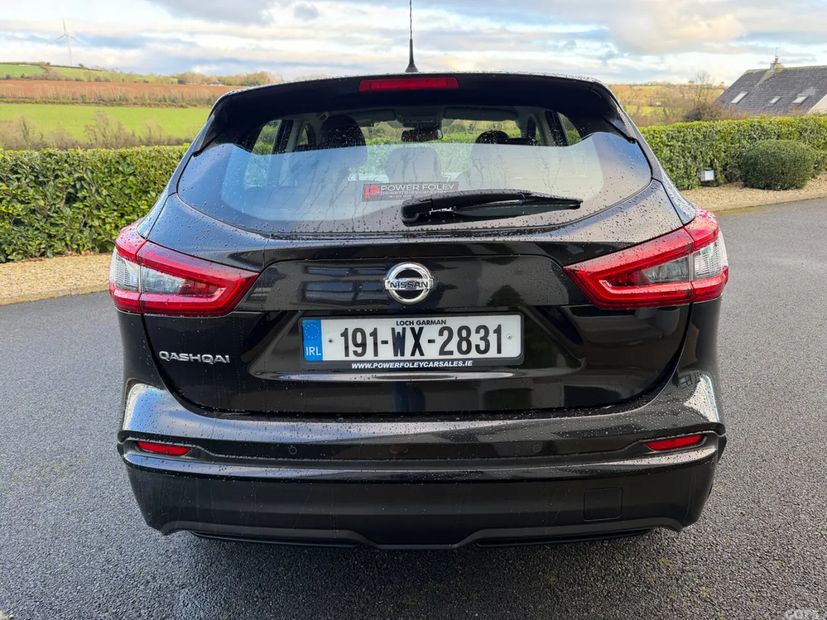 Nissan Qashqai Hatchback, Diesel, 2019, Black