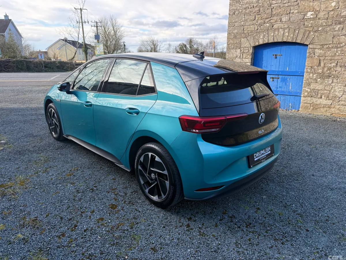 Volkswagen ID.3 Hatchback, Electric, 2022, Green