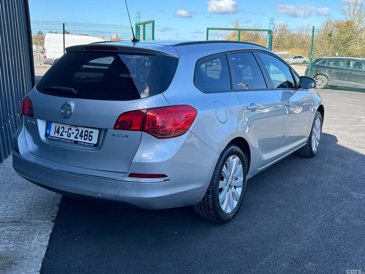 Vauxhall Astra Estate, Diesel, 2014, Silver