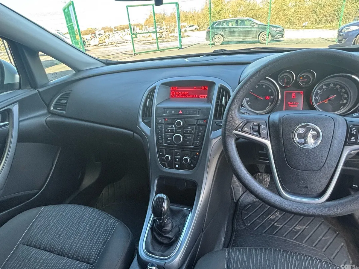 Vauxhall Astra Estate, Diesel, 2014, Silver