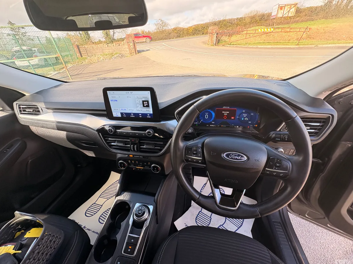 Ford Kuga SUV, Petrol Plug-in Hybrid, 2023, Grey