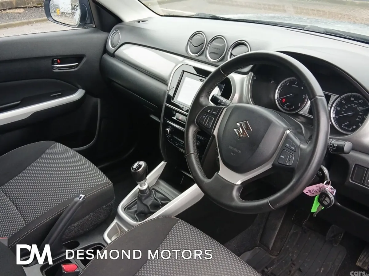 Suzuki Vitara SUV, Diesel, 2016, Grey