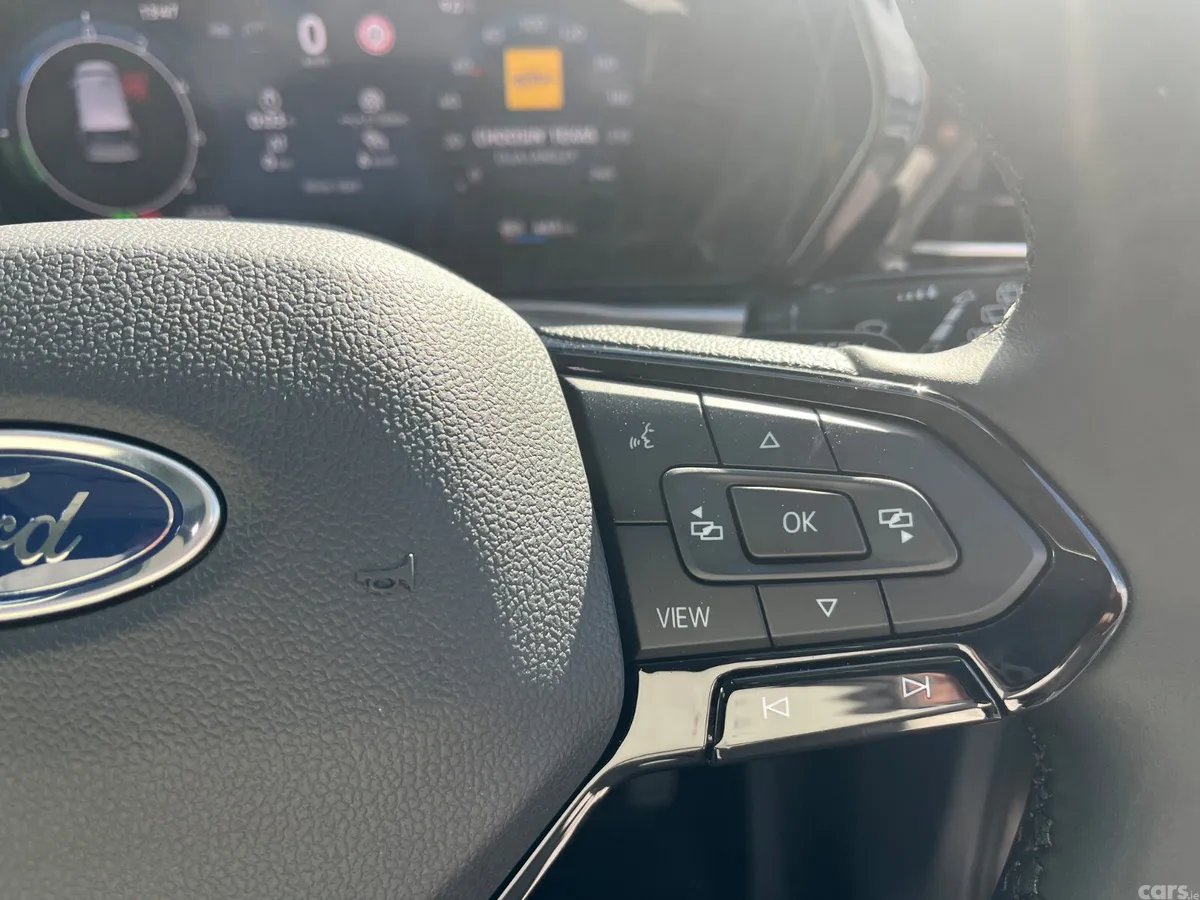 Ford Tourneo Connect MPV, Petrol Plug-in Hybrid, 2026, Silver