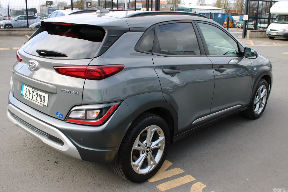 Hyundai KONA MPV, Diesel, 2021, Grey