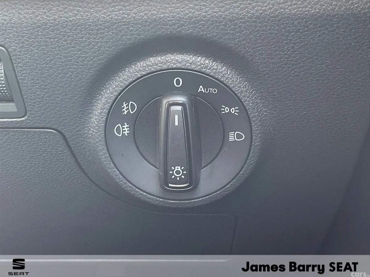 SEAT Arona SUV, Petrol, 2027, 