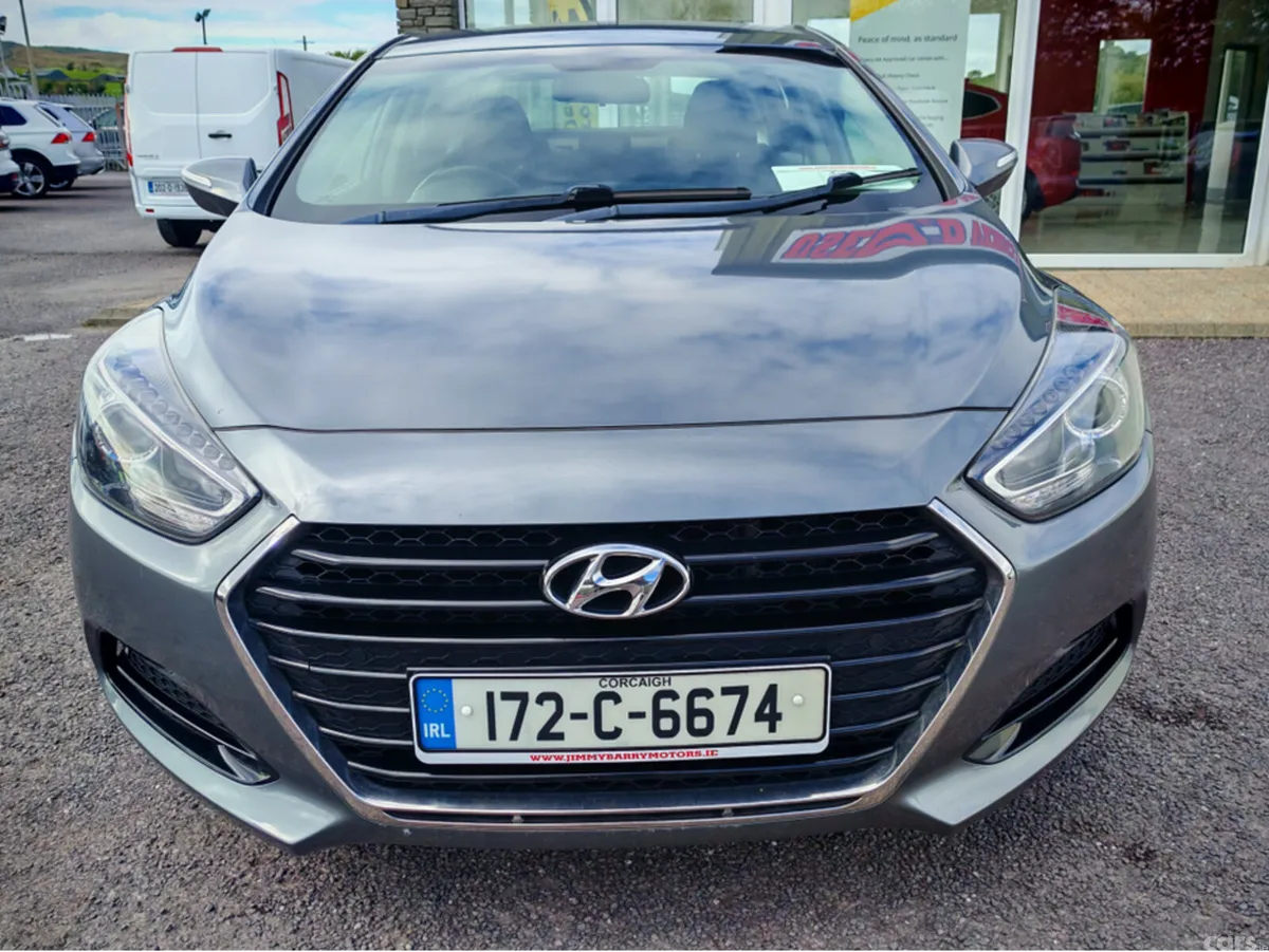 Hyundai i40 Saloon, Diesel, 2017, Silver