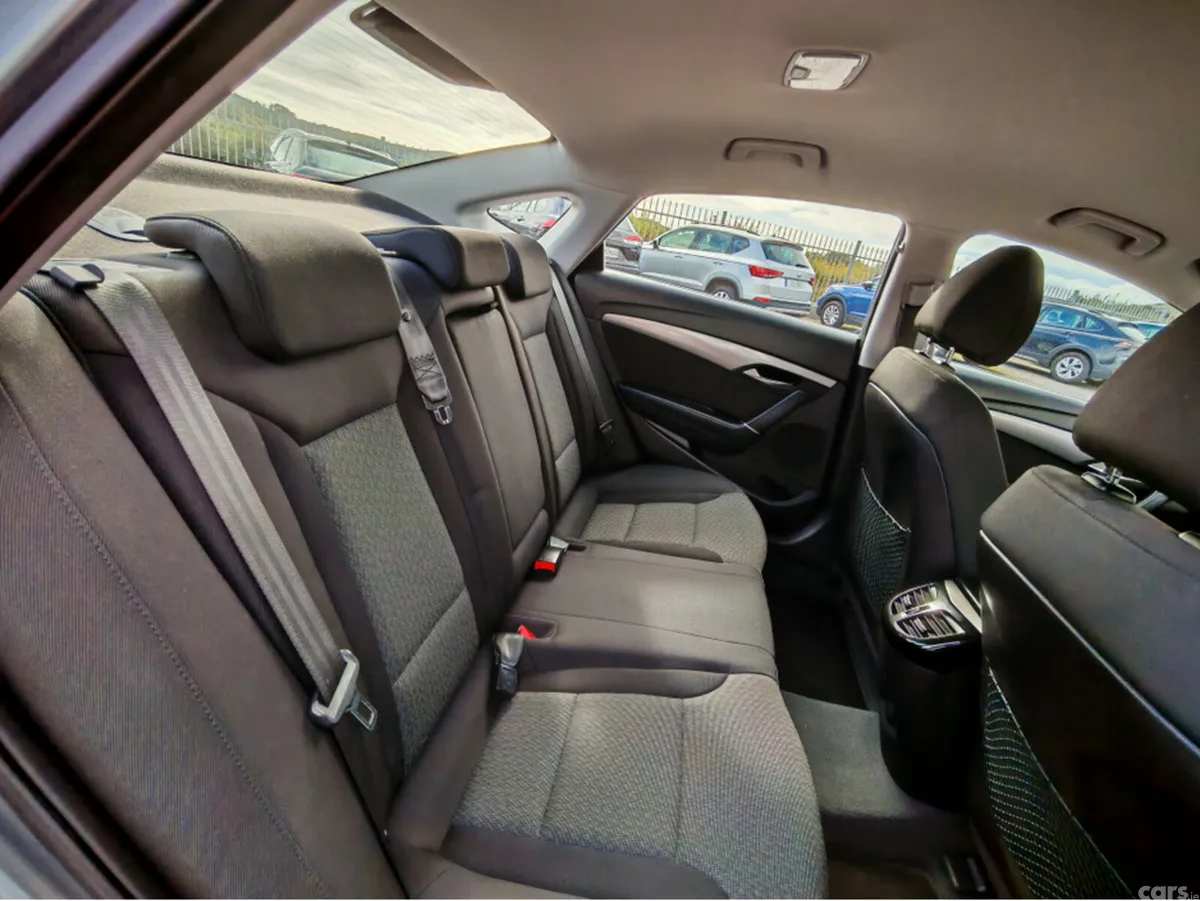 Hyundai i40 Saloon, Diesel, 2017, Silver