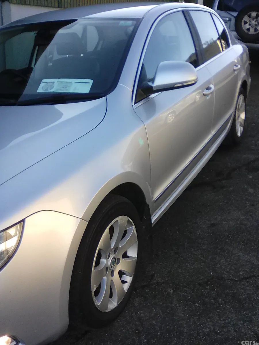 Skoda Superb Hatchback, Diesel, 2013, Silver