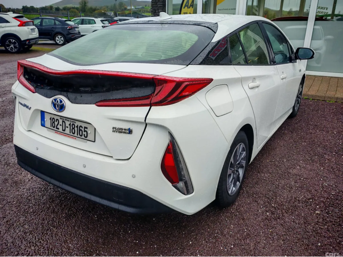 Toyota Prius Hatchback, Petrol Plug-in Hybrid, 2018, White