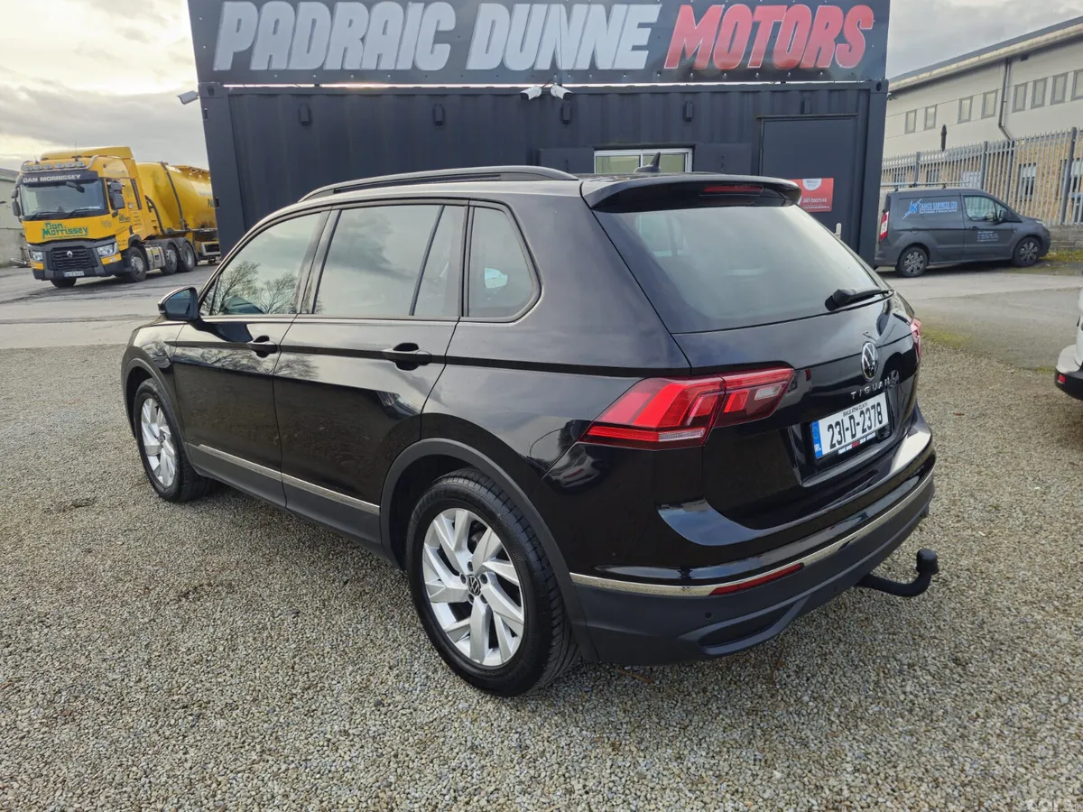 Volkswagen Tiguan SUV, Diesel, 2023, Black