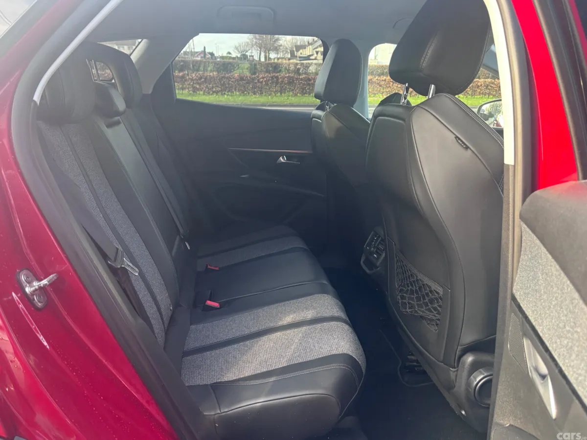 Peugeot 3008 SUV, Diesel, 2018, Red