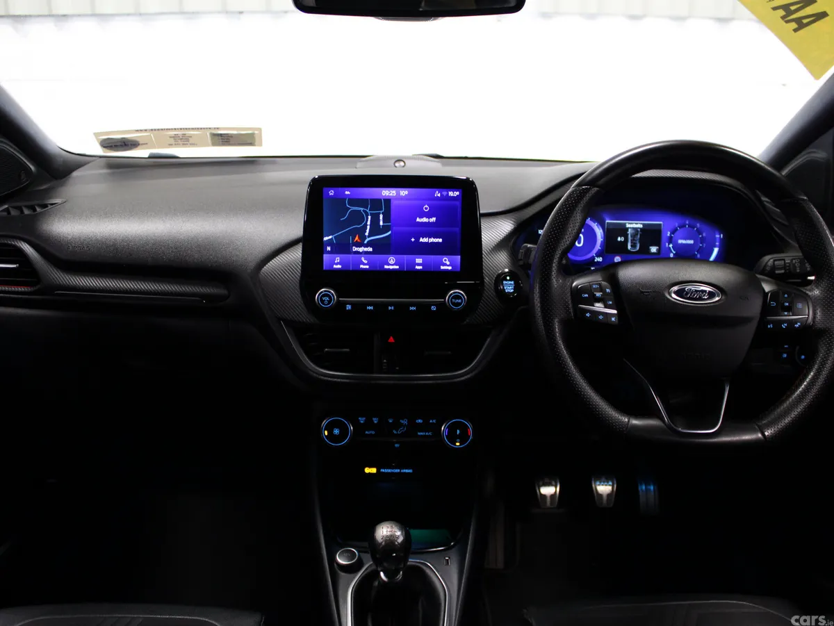Ford Puma MPV, Diesel, 2021, White