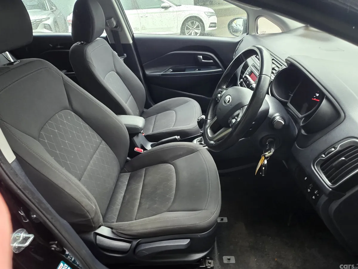 Kia Rio Hatchback, Diesel, 2016, Black