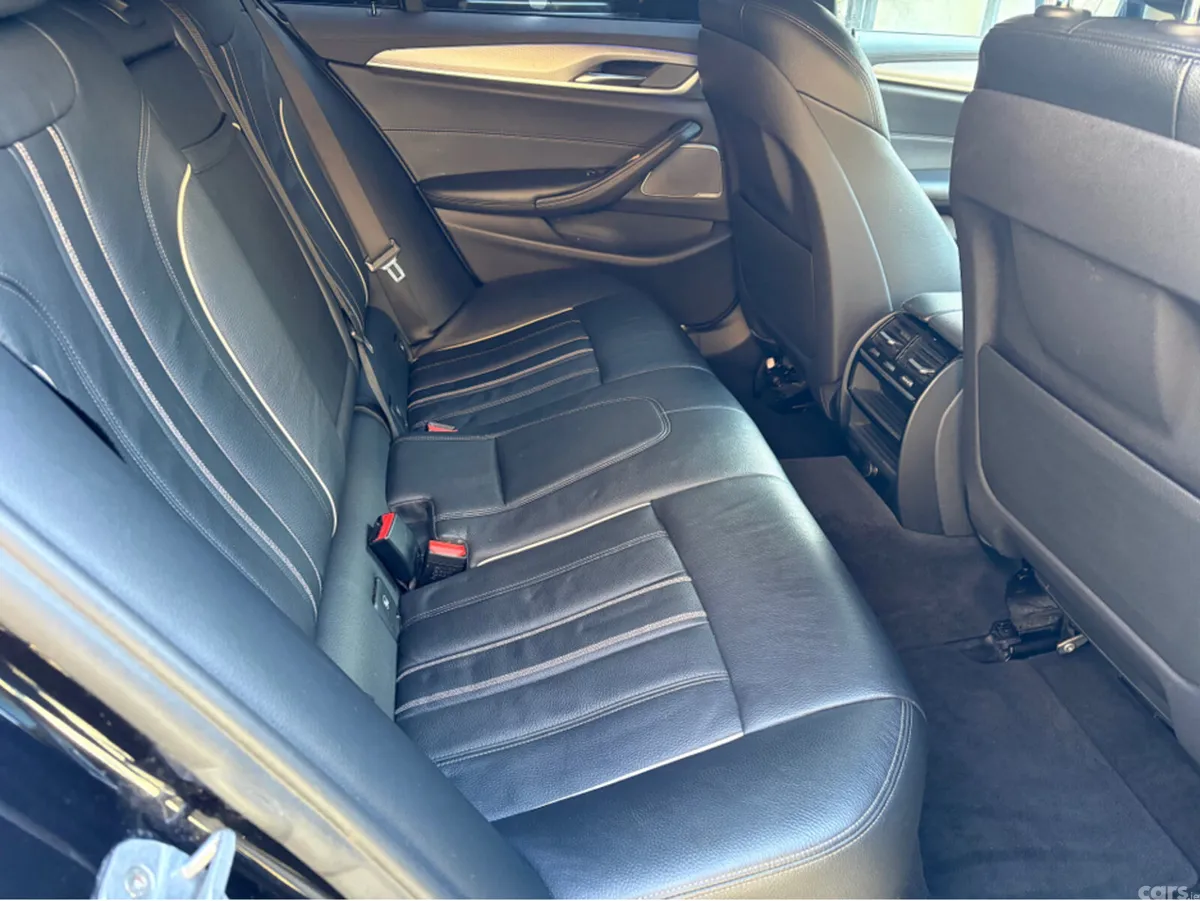 BMW 5-Series Estate, Diesel, 2018, Black