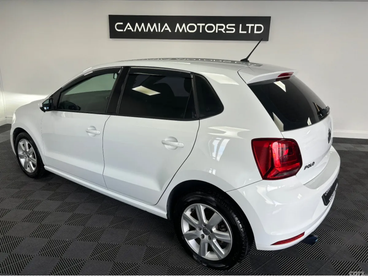 Volkswagen Polo Hatchback, Petrol, 2016, White
