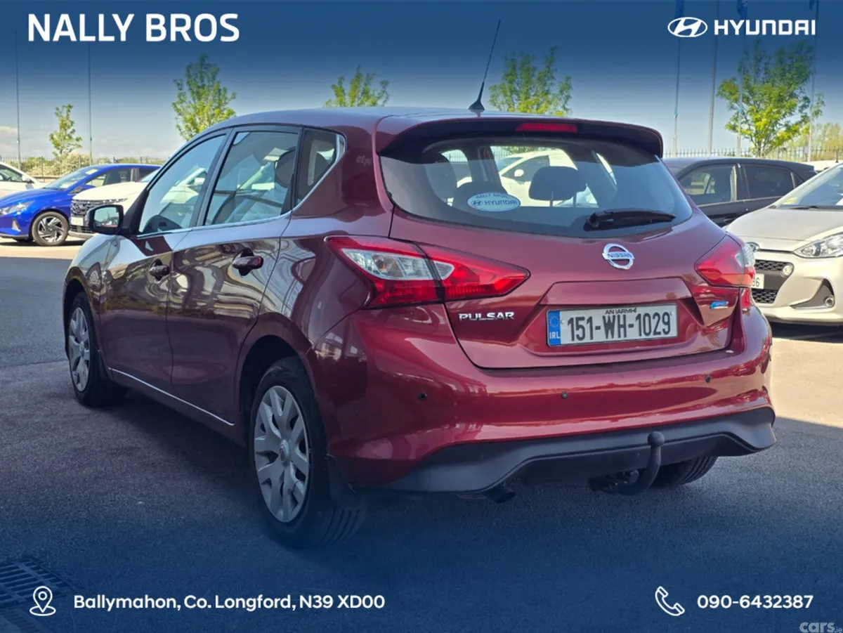 Nissan Pulsar Hatchback, Diesel, 2015, Red